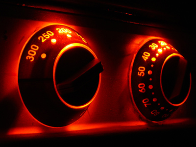 Prédio da antiga Cacex virou um forno para os cerca de 200 funcionários do BB lotados lá (Foto: Emin Ozkan / freeimages)